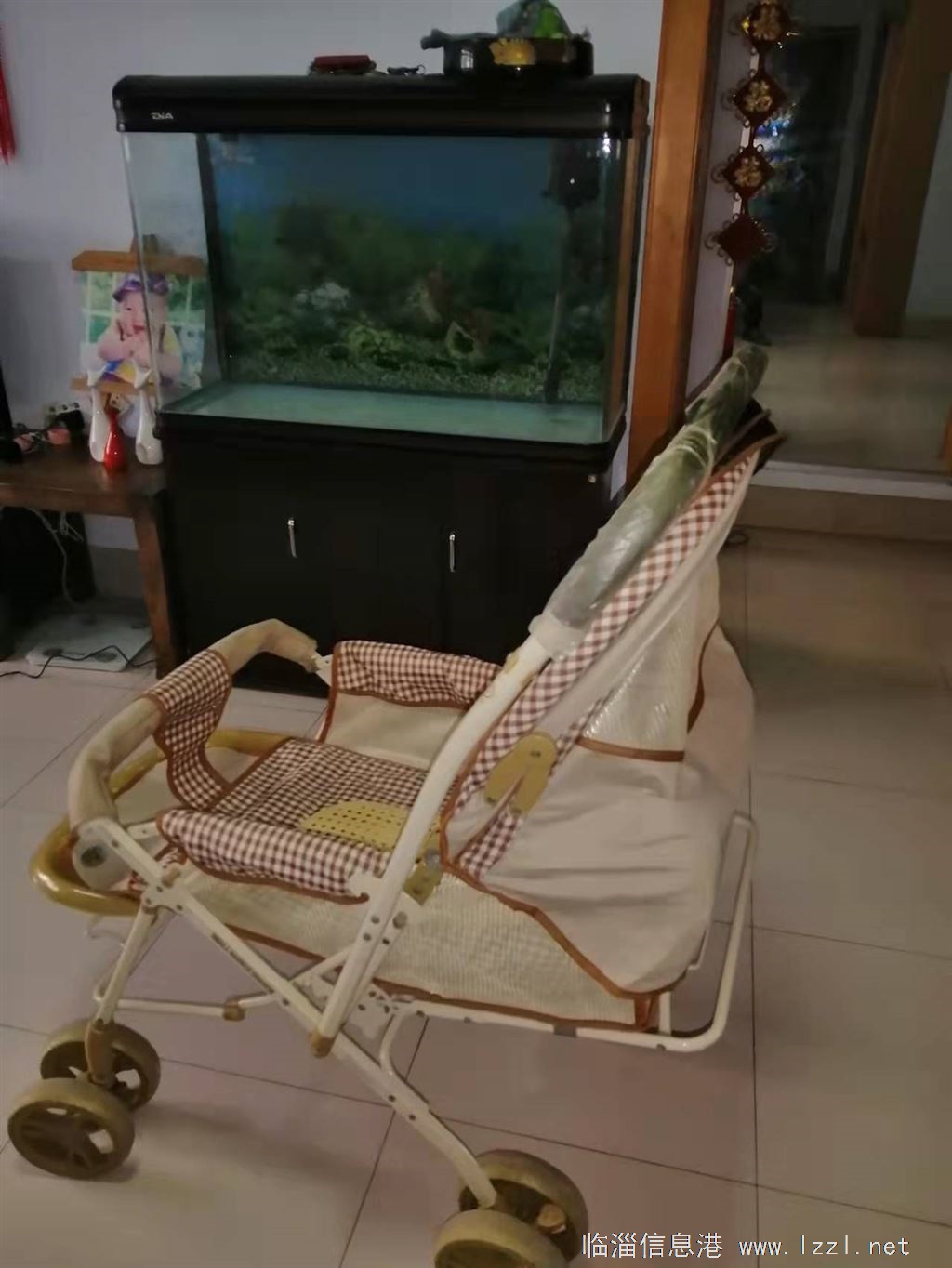 幼儿车（可躺可坐）