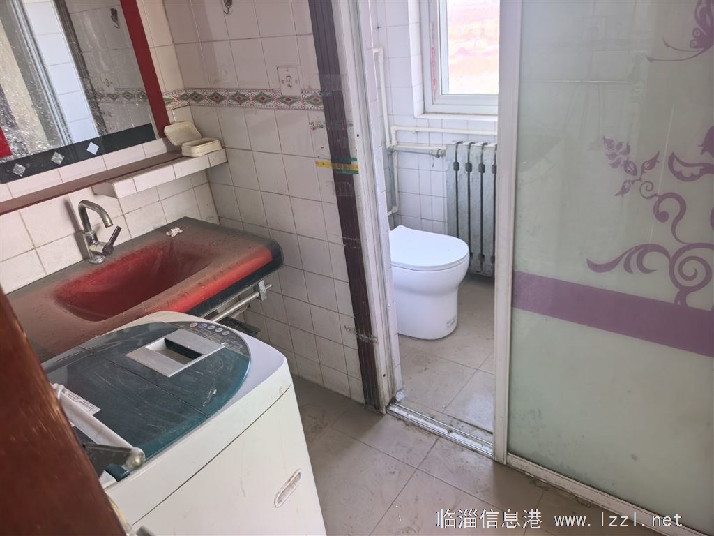 雪宫南电梯房出租，带家具家电，拎包入住