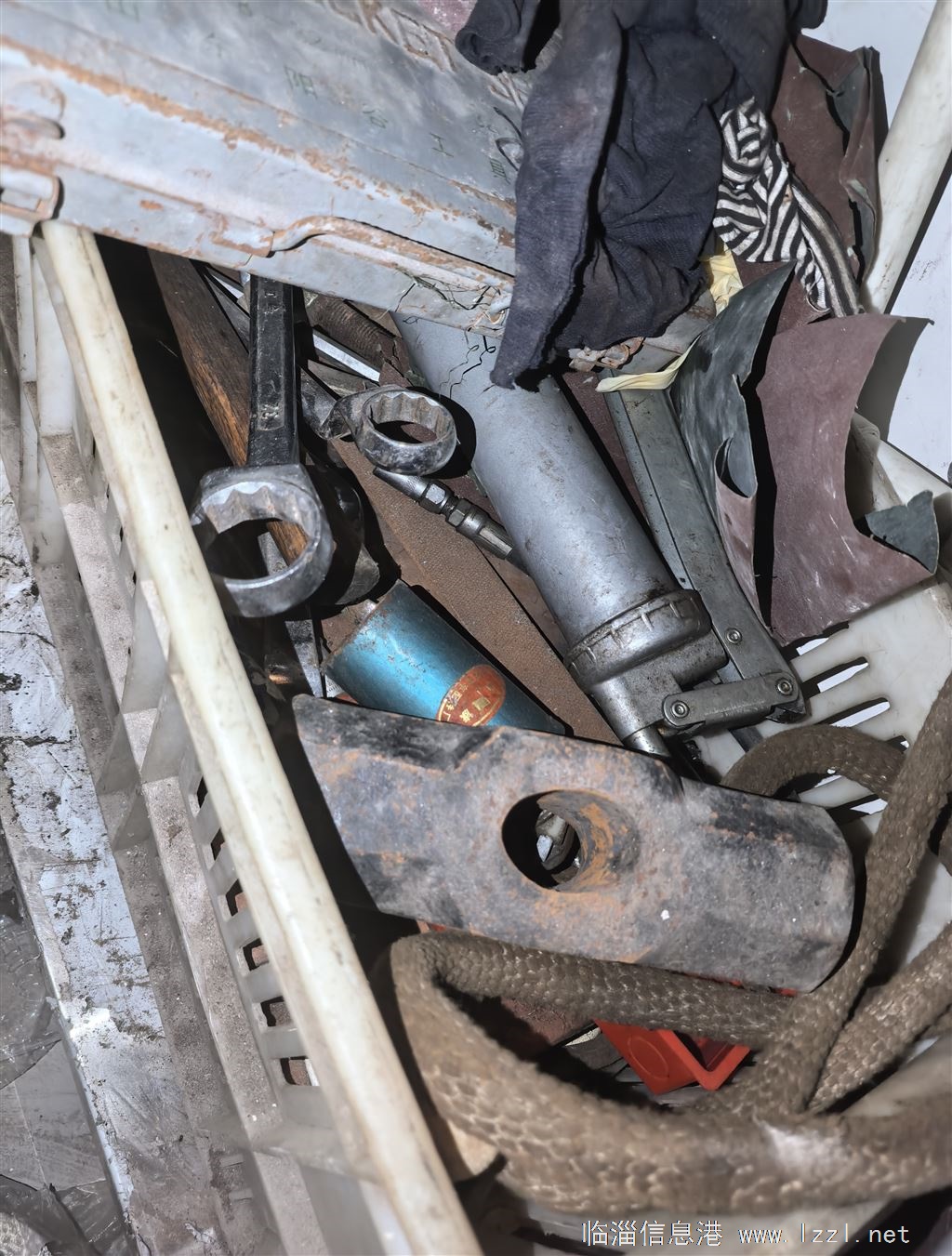 处理维修工具一批