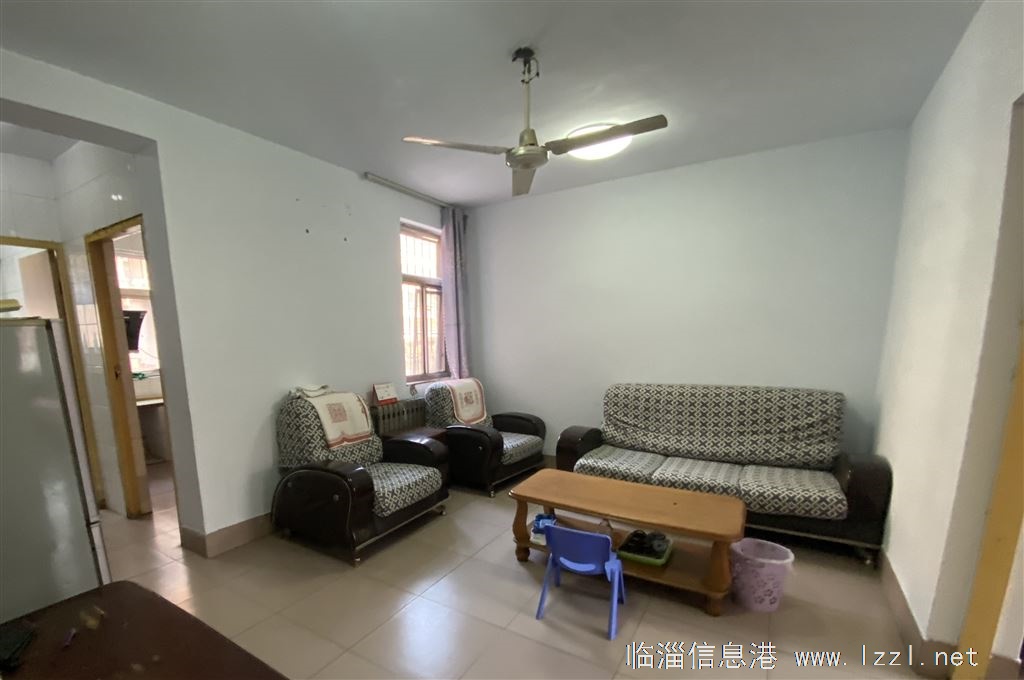 西高新村一楼58㎡两室出租